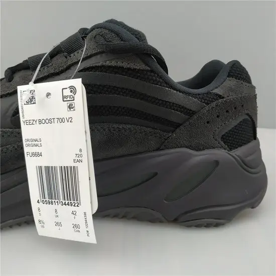 adidas Yeezy Boost 700 V2 