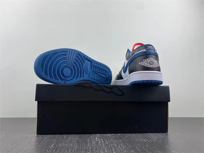 Jordan 1 Generation Air Jordan 1 Low SE White Black Dark Blue 