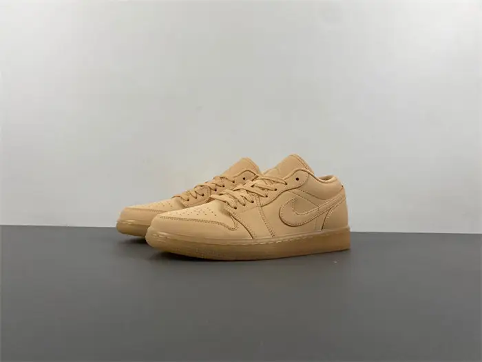 Air Jordan 1 Low SE 