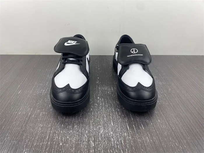 PEACEMINUSONE x Nike Kwondo 1 