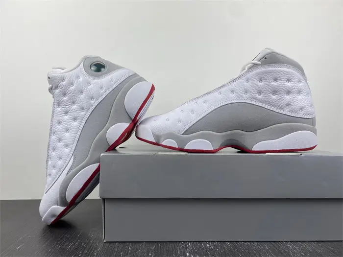 Air Jordan 13 