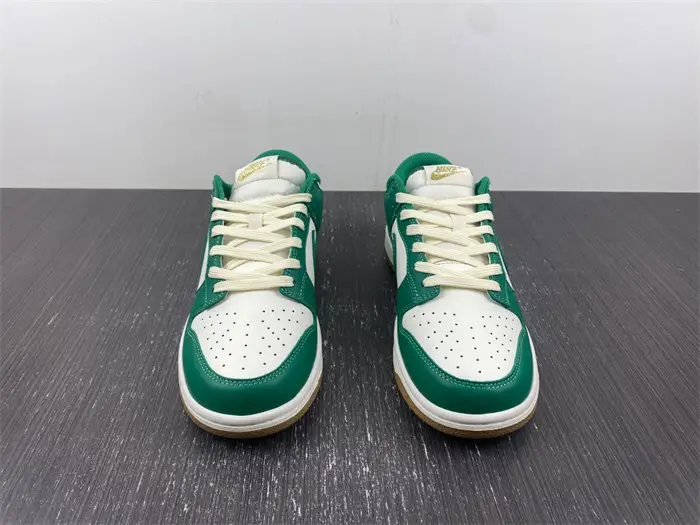 Nike Dunk Low Malachite University Gold 