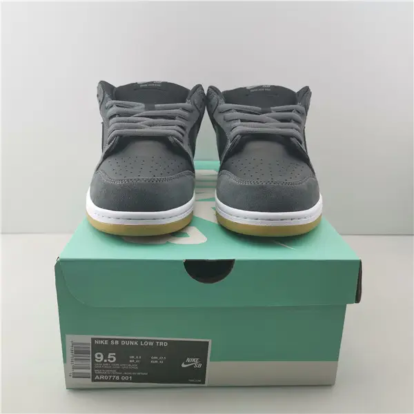 Nike SB Dunk Low Dark Grey Black Gum 