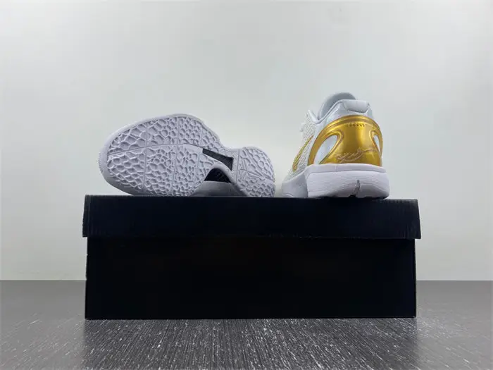 Zoom Kobe VI 