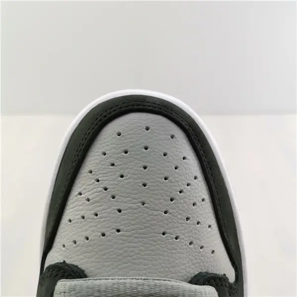 Nike SB Dunk Low J-Pack Shadow BQ6817 
