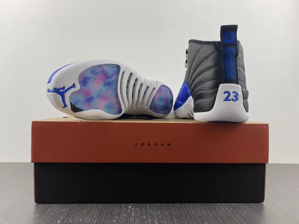 Jordan 12 Retro Hyper Roya 