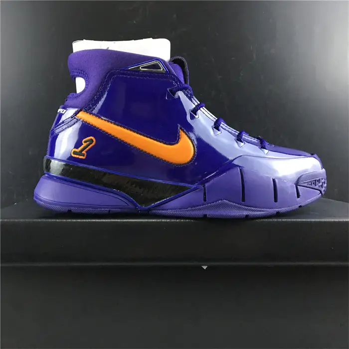 Nike Kobe 1 Protro Devin Booker PE AR4595 