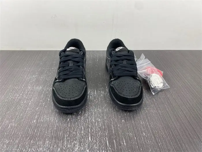 Travis Scott x Air Jordan 1 Low OG SP 'Black Phantom' 