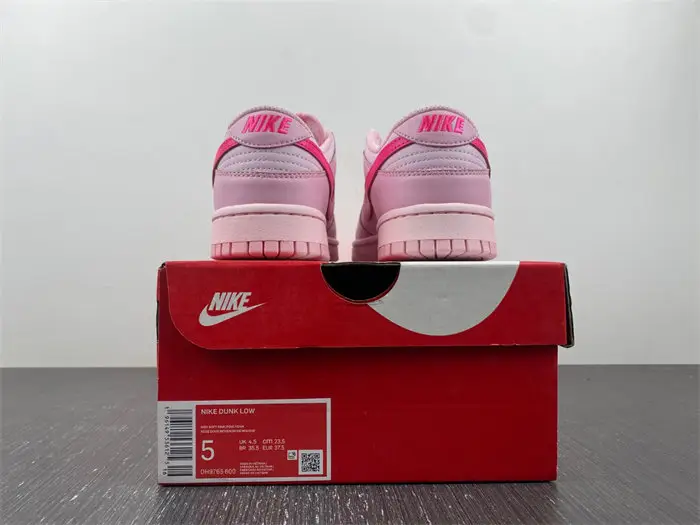 Nike Dunk Low GS Triple Pin 