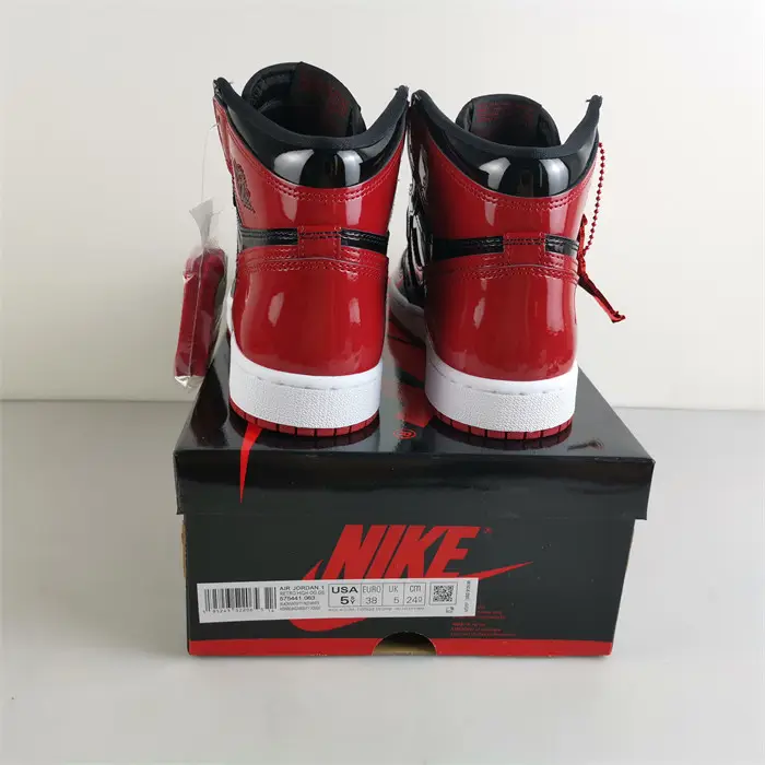 Jordan 1 High Patent Bred 