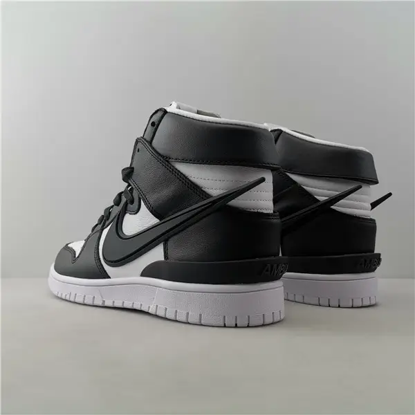 Nike Dunk High Ambush Black White 