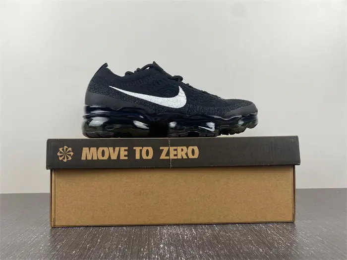 Nike Air Vapormax 2023 FK Black Sail Anthracite 