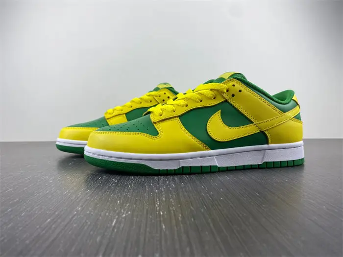 Nike Dunk Low Reverse Brazil 