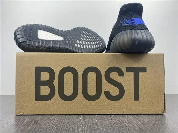 Yeezy 350 Boost V2 