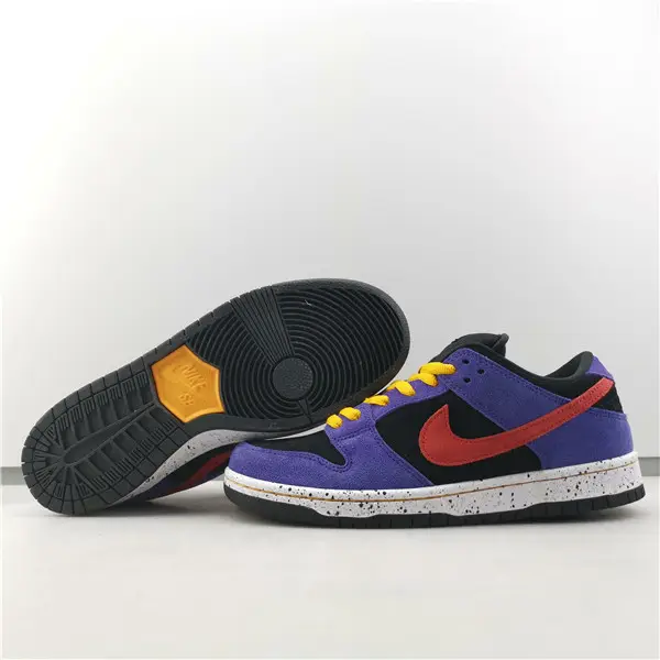 NIKE DUNK LOW SB SP 