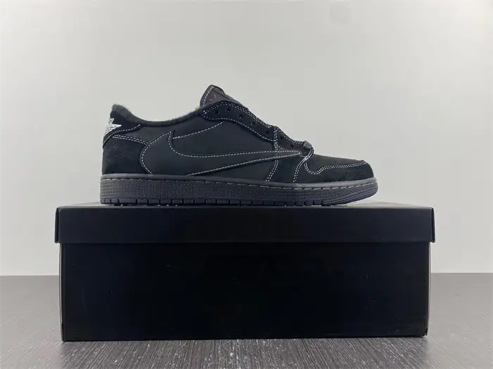 Travis Scott x Air Jordan 1 Low OG 