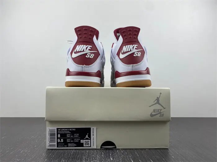 Nike SB x Air Jordan 4 
