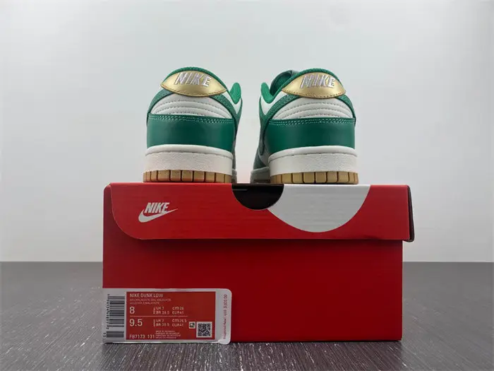 Nike Dunk Low Malachite University Gold 