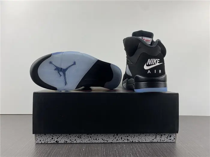 Jordan 5 Retro Low Golf Black Metallic 