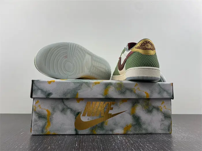 Air Jordan 1 Low OG Year of the Dragon 