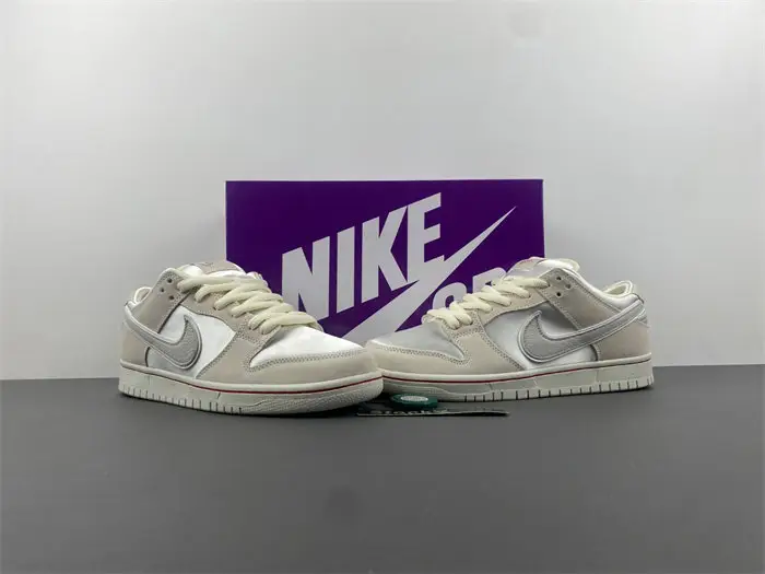 Nike SB Dunk Low Premium 