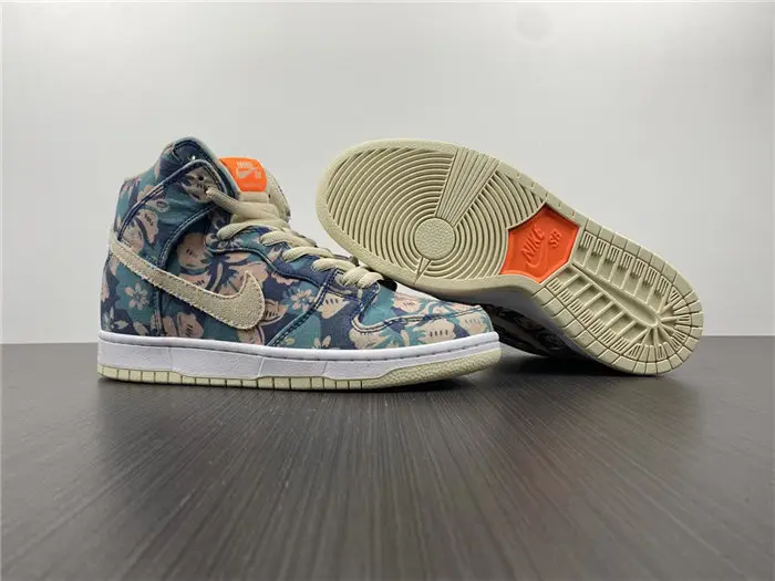 Nike SB Dunk High 