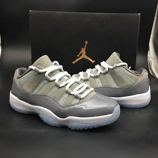 AIR JORDAN 11 RETRO 
