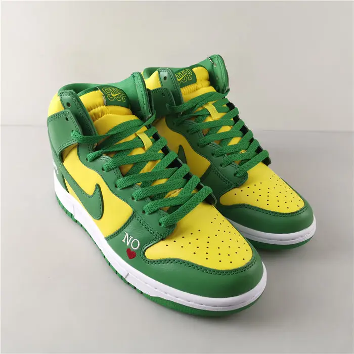 Supreme x Nike SB Dunk High 
