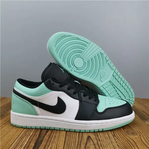 Air Jordan 1 Low Emerald Toe 