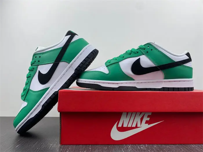 Nike Dunk Low Celtics 