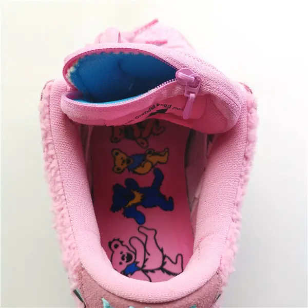 GRATEFUL DEAD X NIKE SB DUNK LOW 