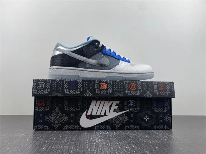 Nike Dunk Low SP What The CLOT 