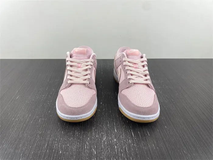 Nike Dunk Low Teddy Bear 