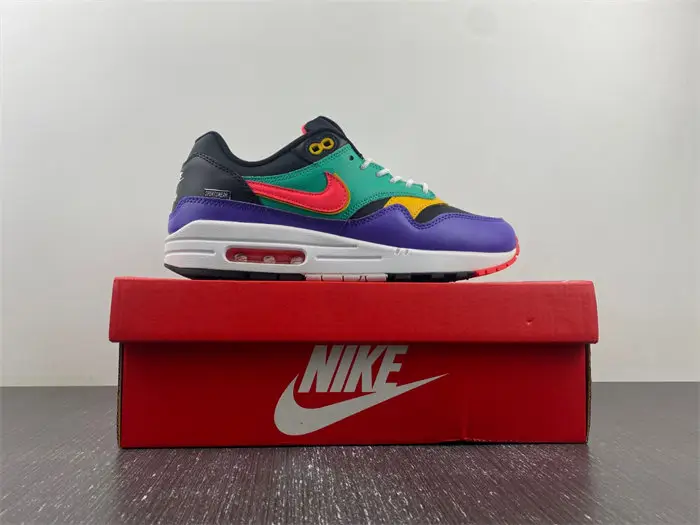 Nike Air Max 1 SE 