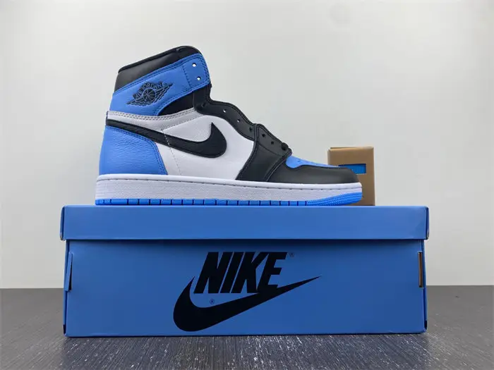 Air Jordan 1 High 