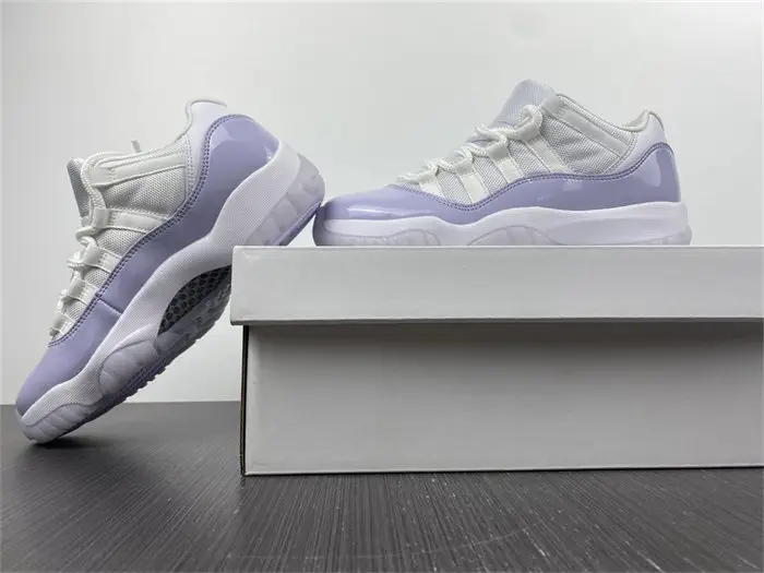 Jordan 11 Retro Low Pure Violet AH 