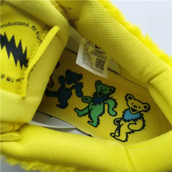 NIKE SB DUNK LOW 