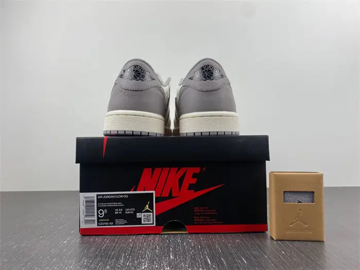 Air Jordan 1 Low 
