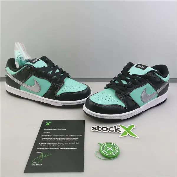 Nike Dunk SB Low Diamond Supply 