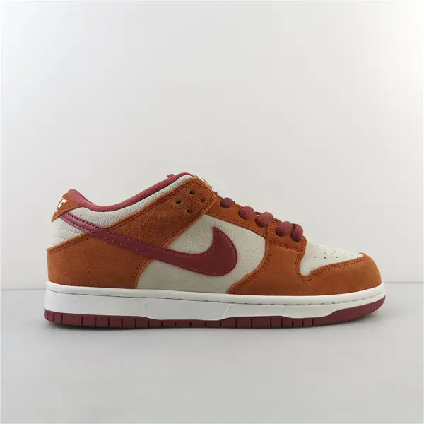 Nike SB Dunk Low Pro Dark Russet Cedar 