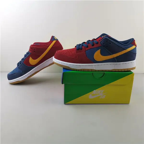 Nike SB Dunk Low Barcelona 