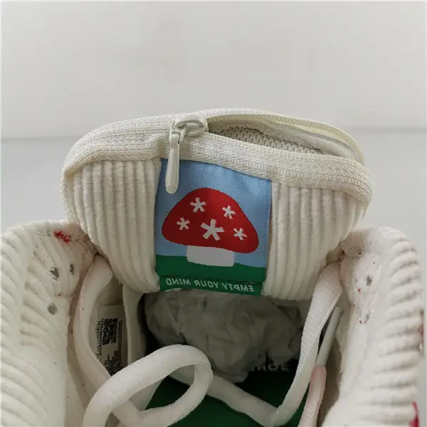 Nike Dunk SB Low Stingwater Magic Mushroom 
