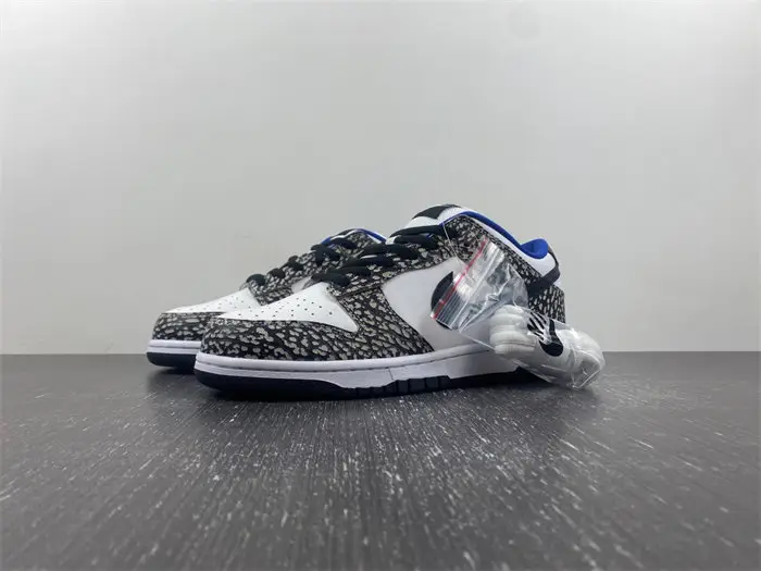 Nike SB Dunk Low Supreme White Cement 