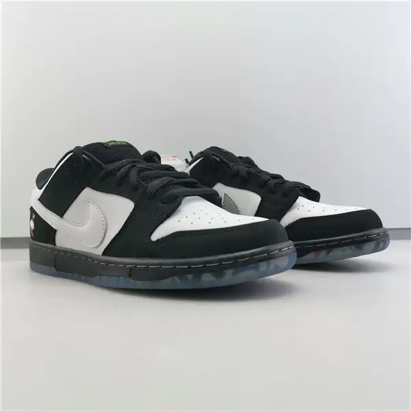Nike SB Dunk Low Staple Panda Pigeon BV1310 