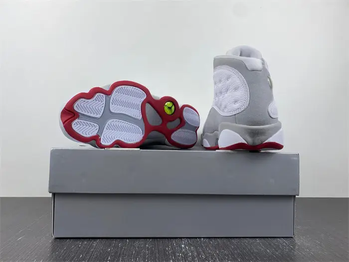 Air Jordan 13 