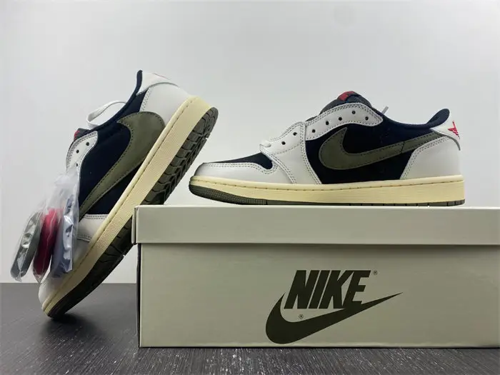 Jordan 1 Retro Low OG SP Travis Scott Olive 