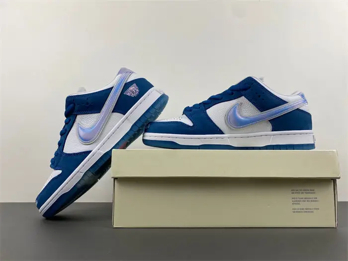 Born x Raised x Nike SB Dunk Low 
