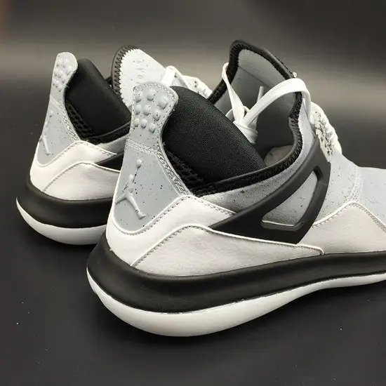 AIR JORDAN FLY 89 Black White 
