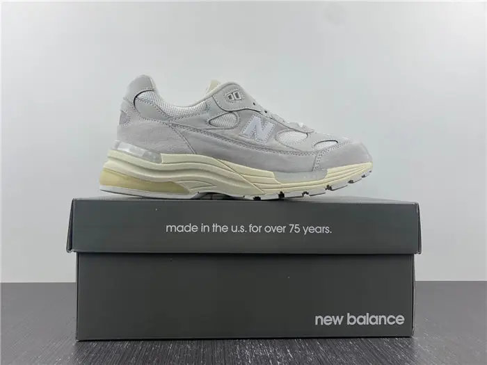 New Balance 992 White Silver 