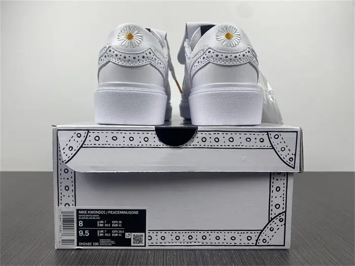 Kwondo 1 G-Dragon Peaceminusone Triple White 